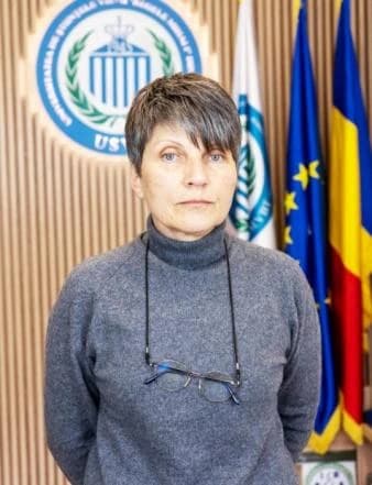 Schuszler Larisa Adina